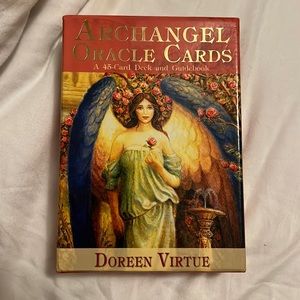 Like new archangel oracle deck Doreen virtue
